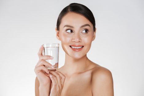 Detox natural: entenda como a água alcalina desempenha essa função