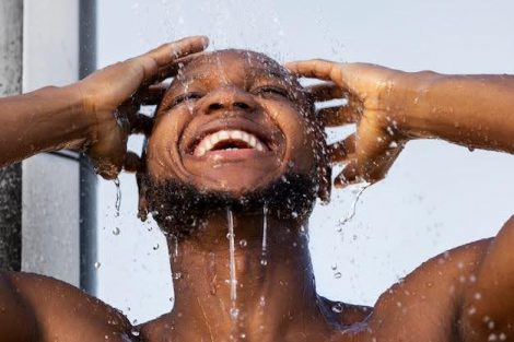 Cloro na água: 7 perigos do cloro durante o seu banho