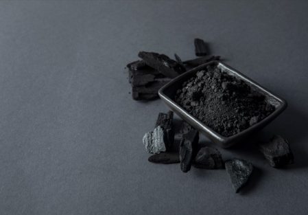 Carvão ativado: O que é, pra que serve e qual a importância na água