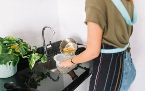 Pode cozinhar com água da torneira? Saiba a resposta...