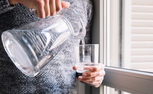 Água hidrogenada: o que é, pra que serve e como usar